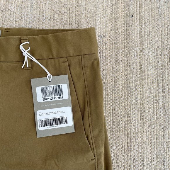 Everlane Men's - The 7" Slim Fit Performance Chino Short - 31" - Picture 4 of 7